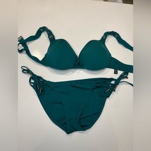 Becca Swimwear Bikini L